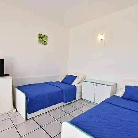 Vesna 343 * Porec