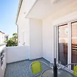 Vesna 343 *
